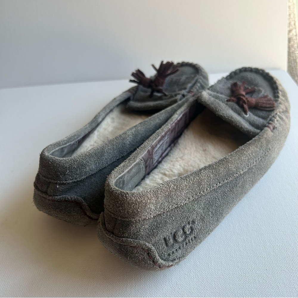 Ugg Wool Sheepskin Lizzy Moccasin Slippers Slip On House Shoe Gray Women's Sz 8 - Picture 4 of 9
